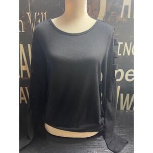 Long sleeve top size‎ XL